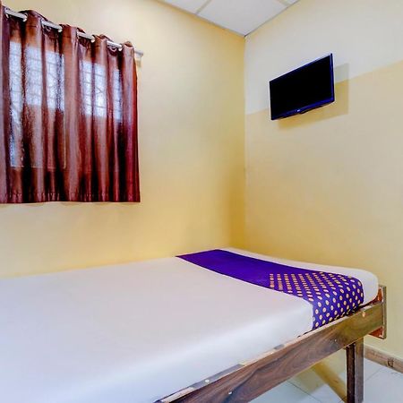 مومباي Oyo 70661 Hotel Al Makkah Managed By Hotel Paris المظهر الخارجي الصورة