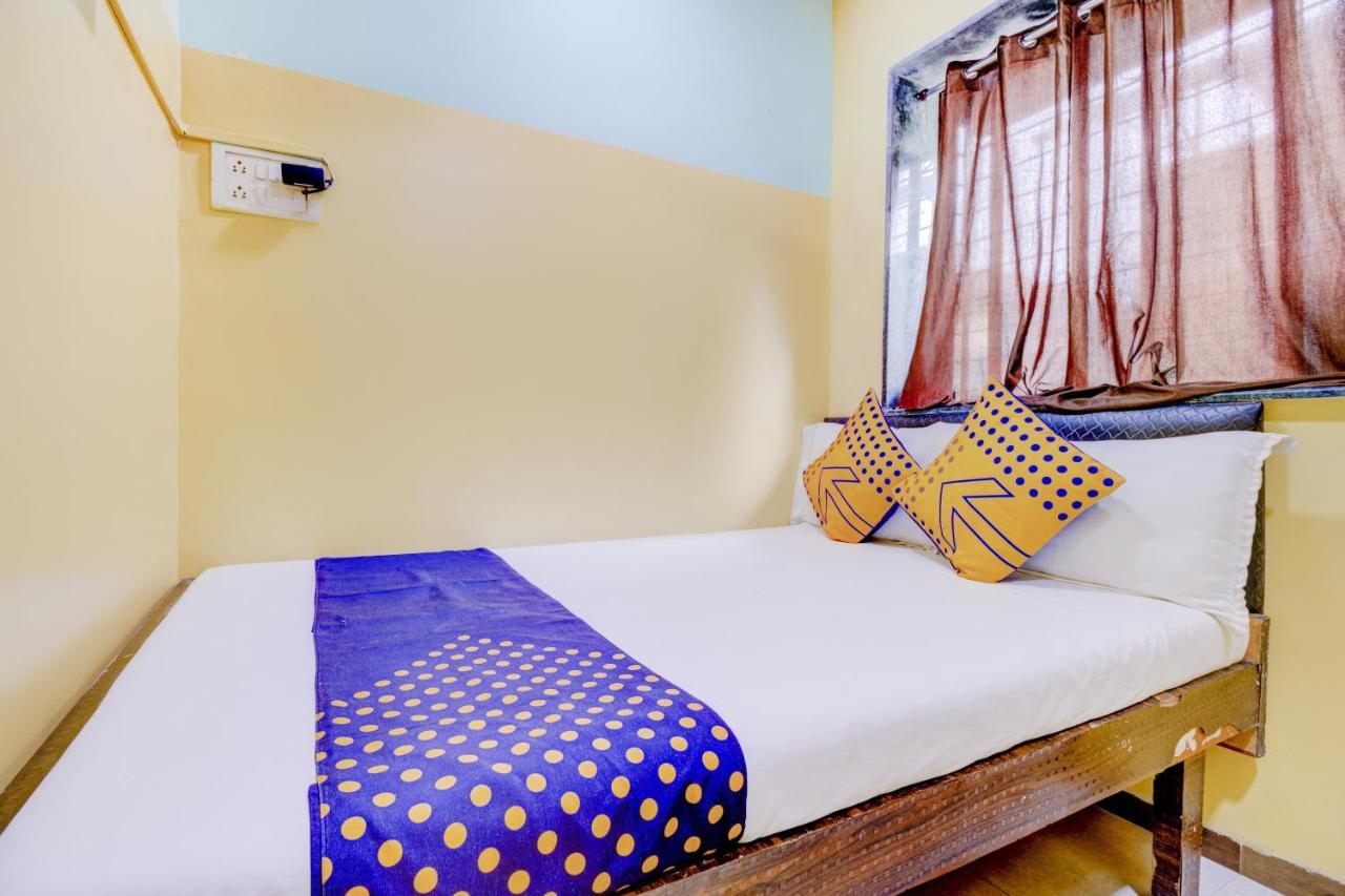 مومباي Oyo 70661 Hotel Al Makkah Managed By Hotel Paris المظهر الخارجي الصورة