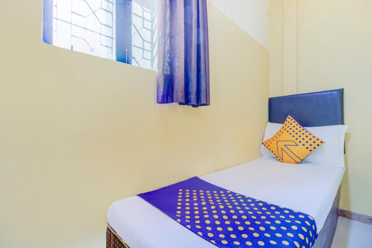 مومباي Oyo 70661 Hotel Al Makkah Managed By Hotel Paris المظهر الخارجي الصورة