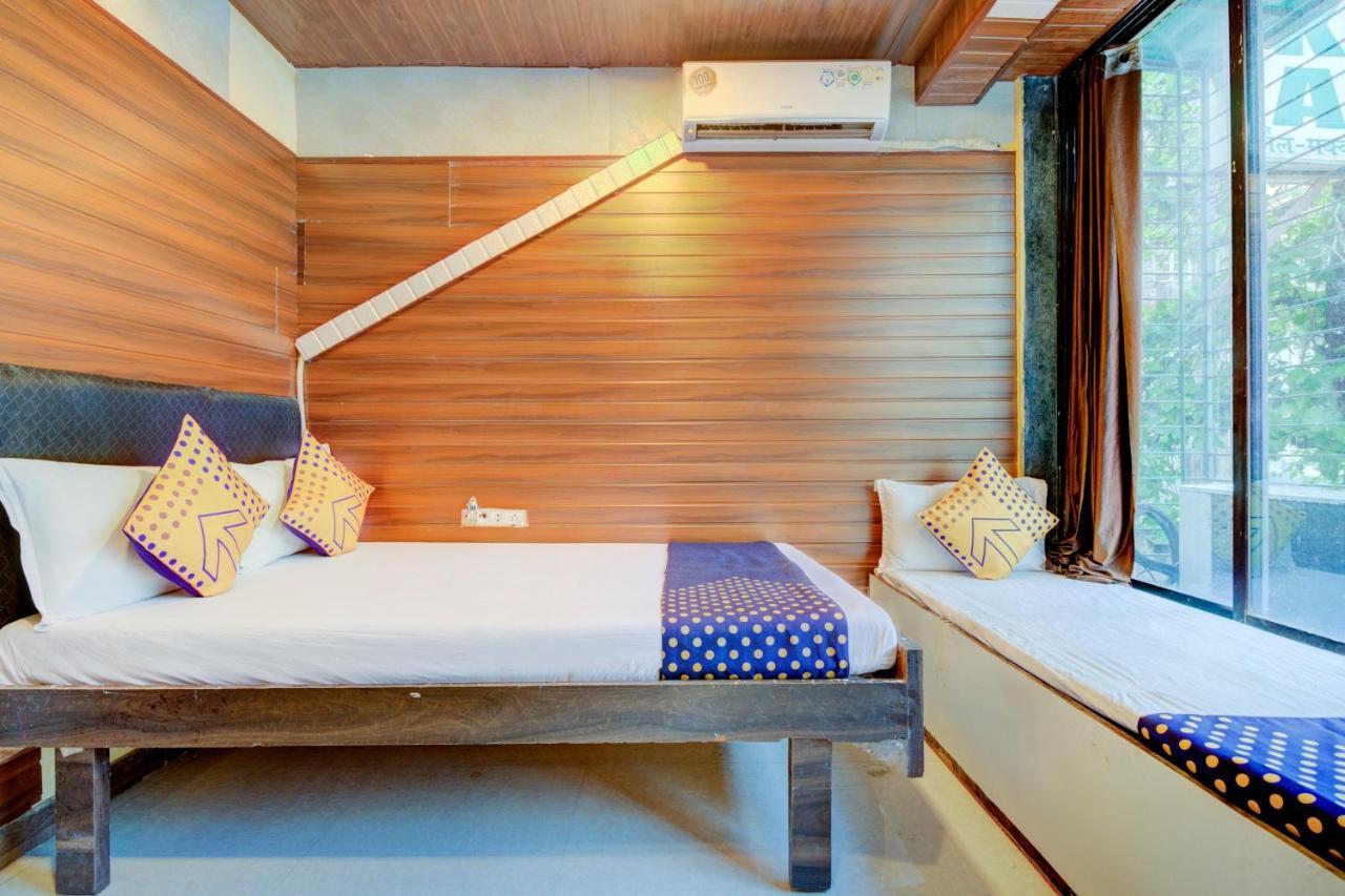 مومباي Oyo 70661 Hotel Al Makkah Managed By Hotel Paris المظهر الخارجي الصورة